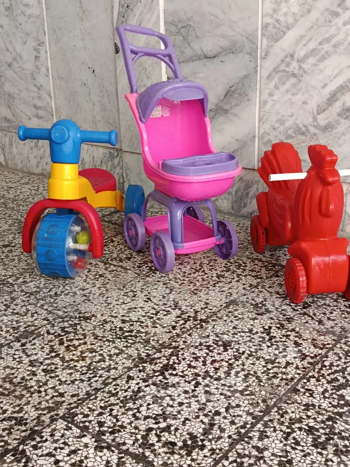 سه چرخه و کالسکه بچه|اسباب‌بازی بچه|مشهد, سرافرازان|دیوار