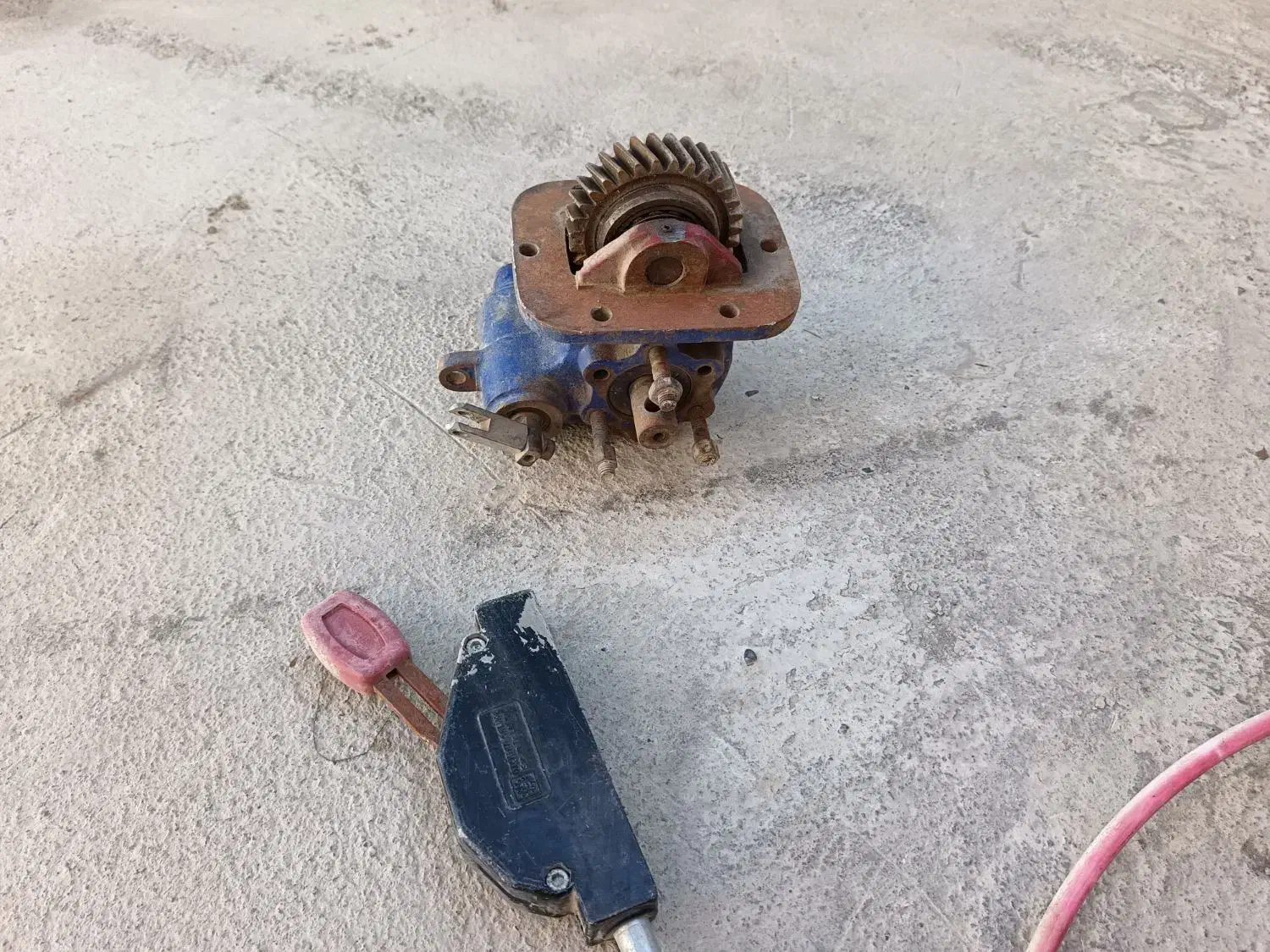 لوازم جرثقیل دنده بقل گیربکس ایسوزاصلی|قطعات یدکی و لوازم جانبی|گرگان, |دیوار