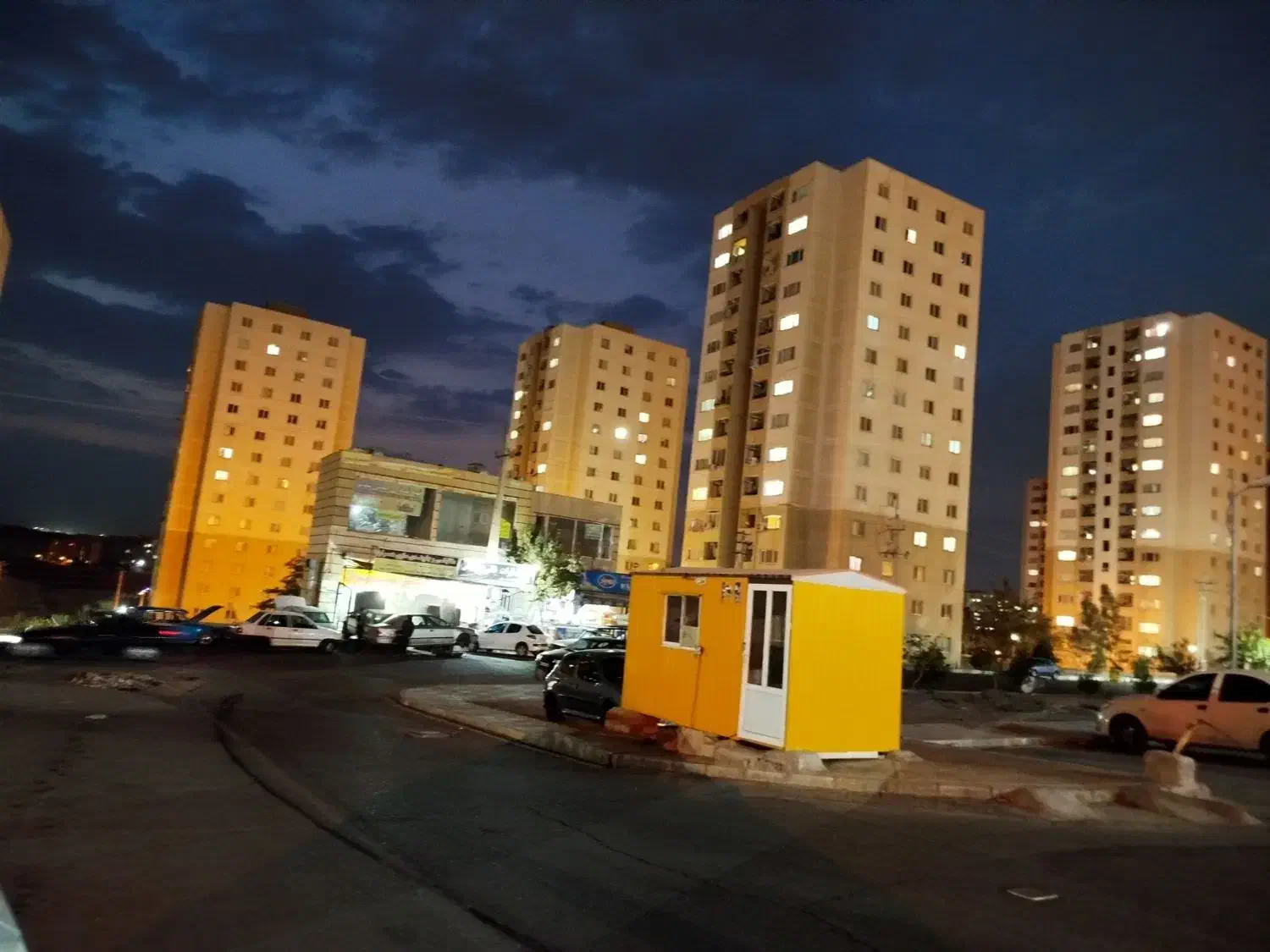 فروش یا معاوضه تجاری 24متری کوزو 5 با مسکونی|فروش مغازه و غرفه|پرند, فاز ۵|دیوار