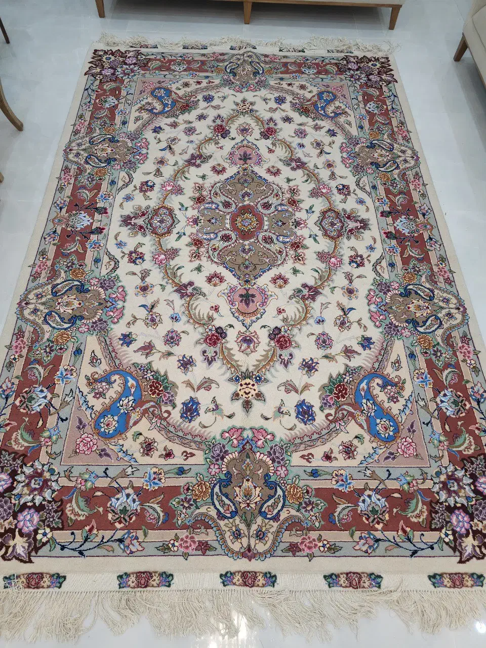 ۶ متری طرح سالاری|فرش|کاشمر, |دیوار