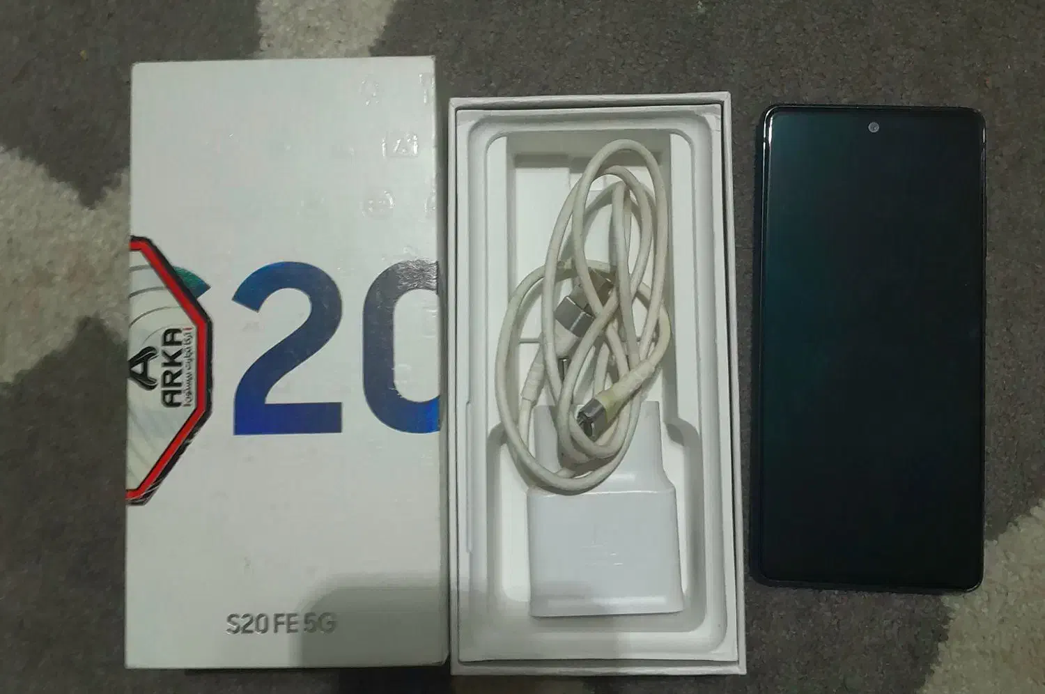 موبایل فروشی Galaxy S20 FE5G در حد نو|موبایل|تهران, الهیه|دیوار