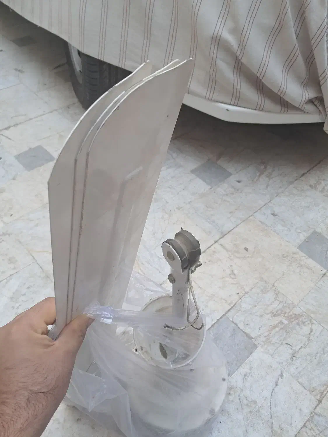 پنگه سقفی|پنکه و تصفیه‌کنندهٔ هوا|قم, شهرک سازمان آب|دیوار