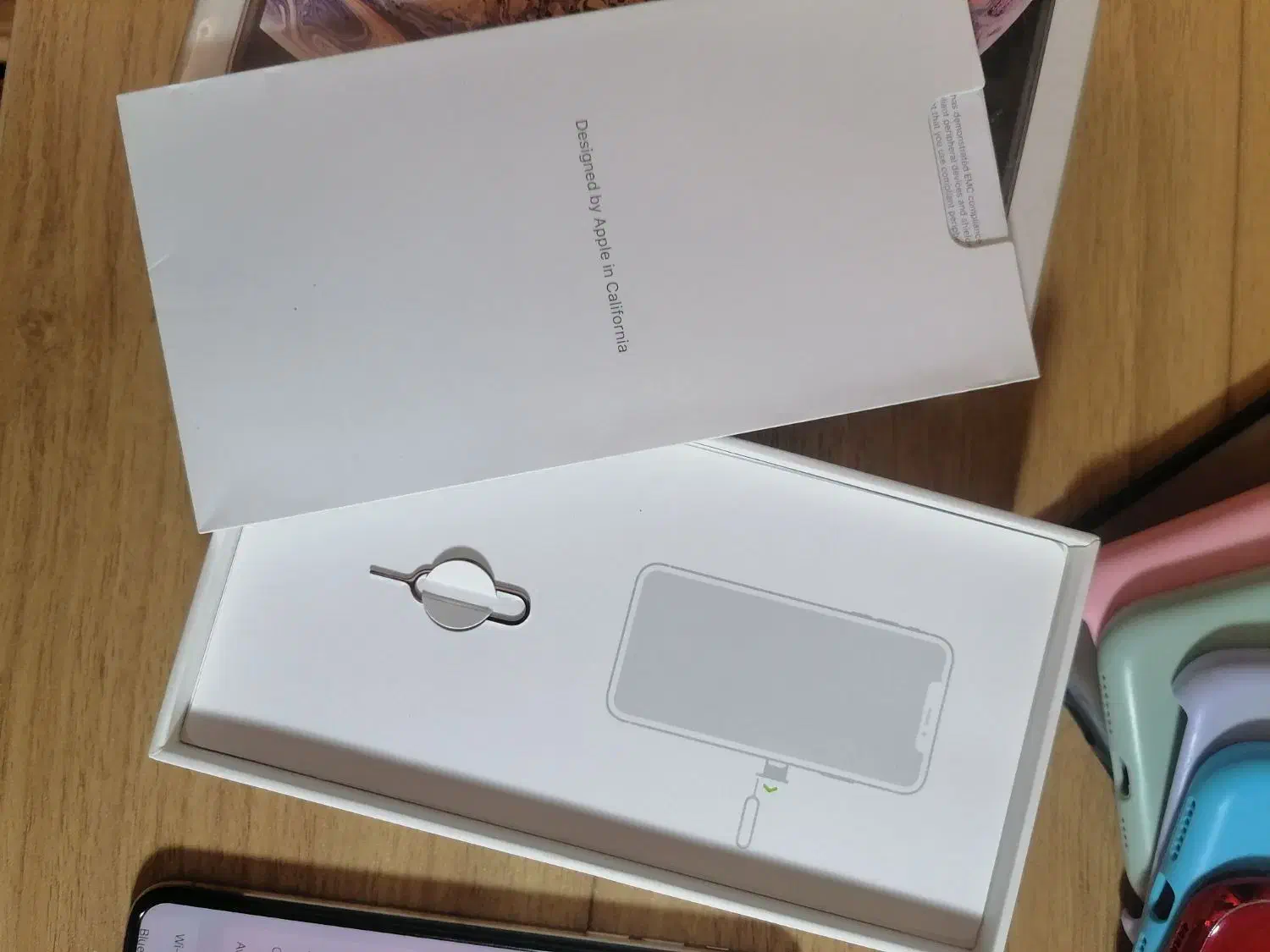 آیفون xs max|موبایل|ساری, |دیوار