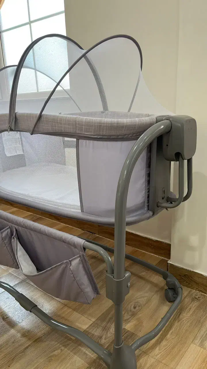 گهواره و تخت کنار مادر برقی ماستلا|تخت و صندلی بچه|لاهیجان, کوی خزر|دیوار