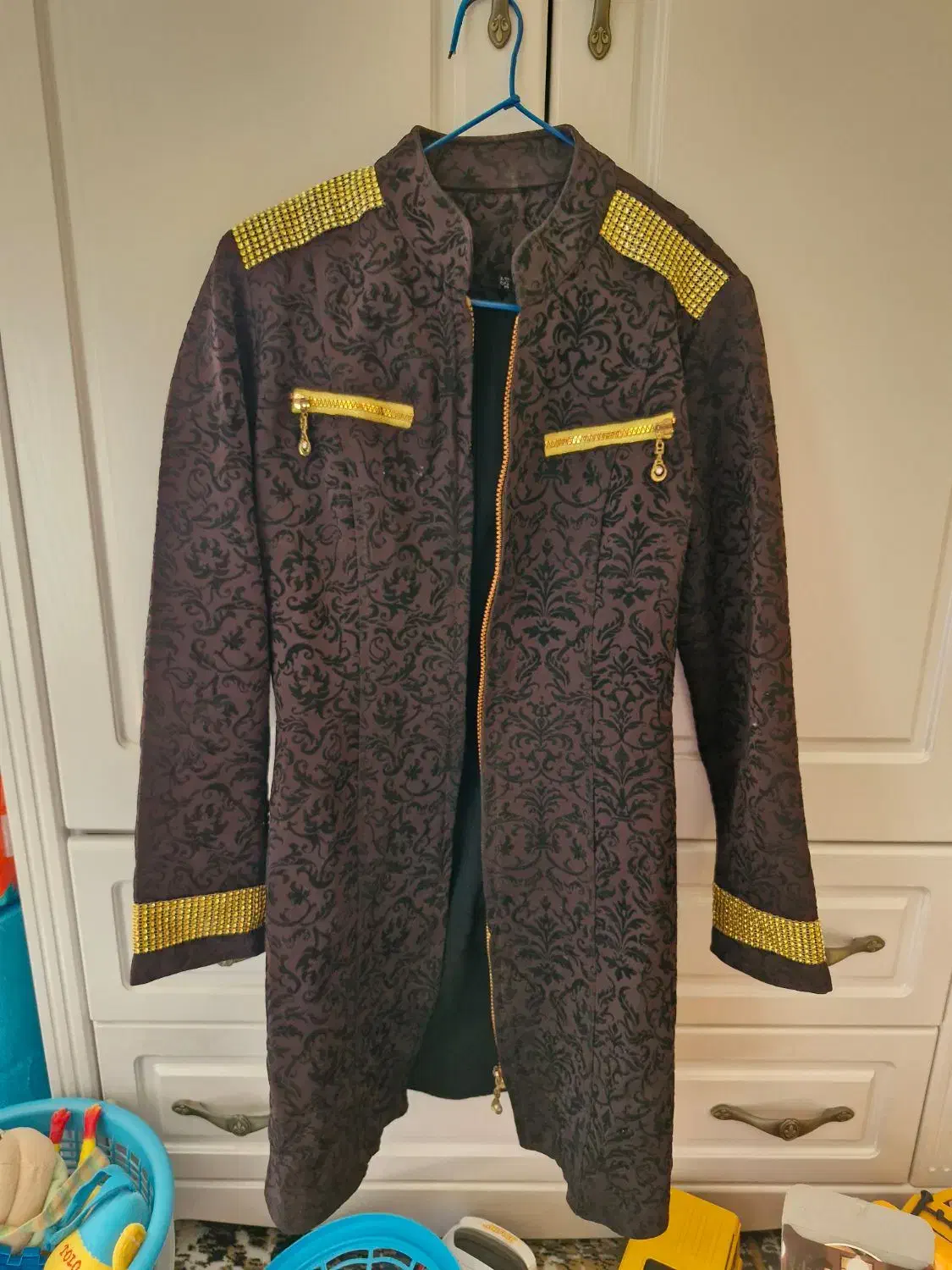 لباس زمستانه|لباس|اصفهان, کوی شهید کشوری|دیوار