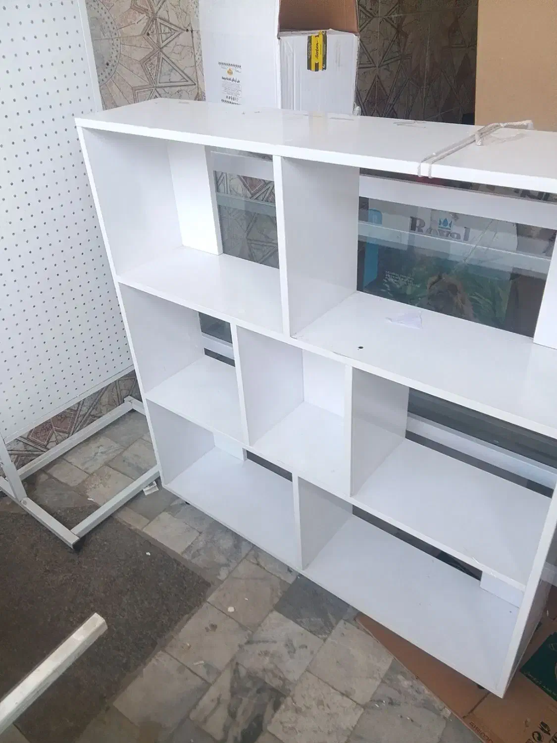 کتابخانه|کتابخانه، شلف، قفسه‌های دیواری|همدان, |دیوار