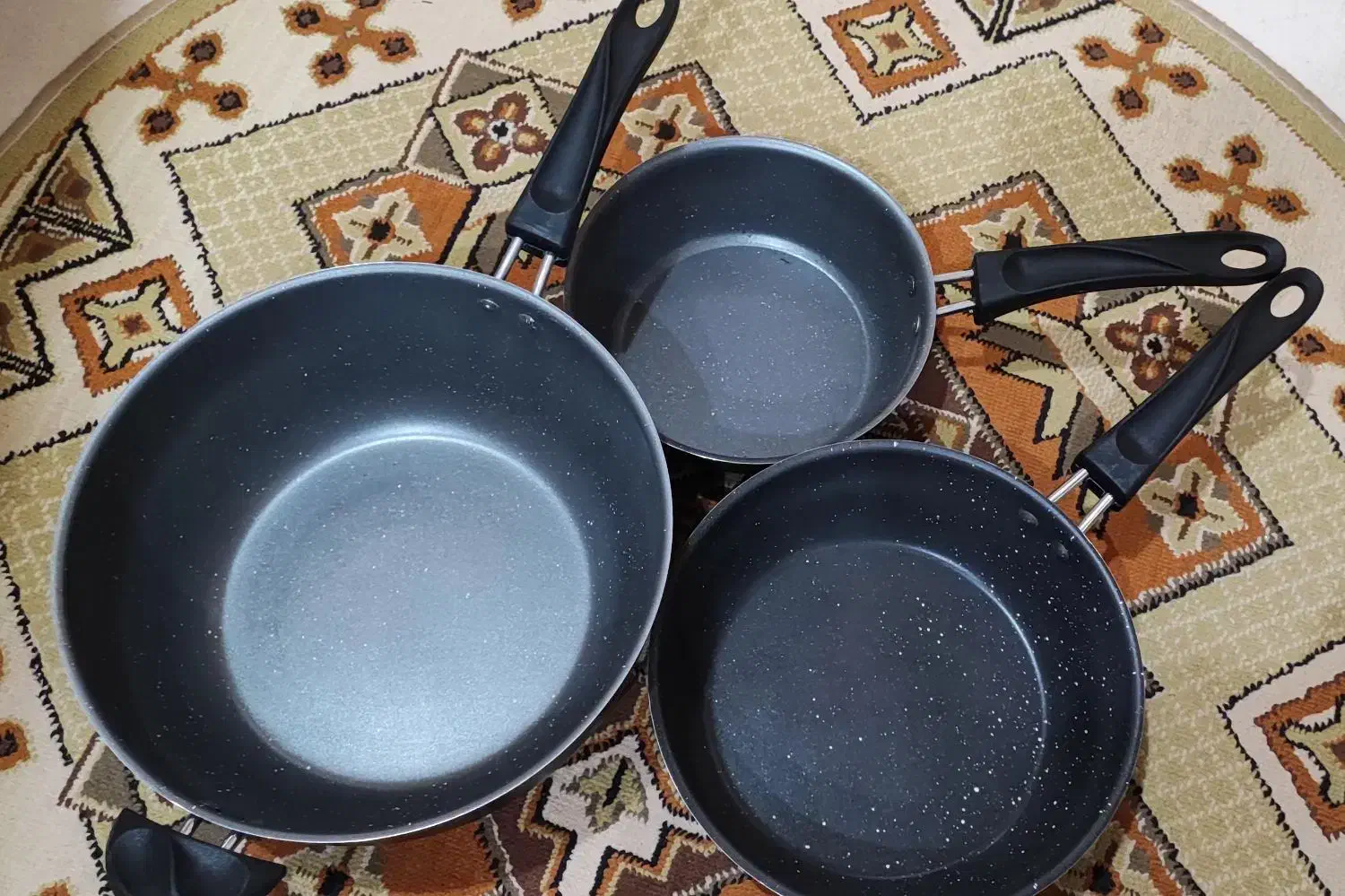 ماهیتابه لبه دار(وک) سه پارچه وارمی ایرانی|ظروف پختوپز|کاشان, شهرک انقلاب|دیوار