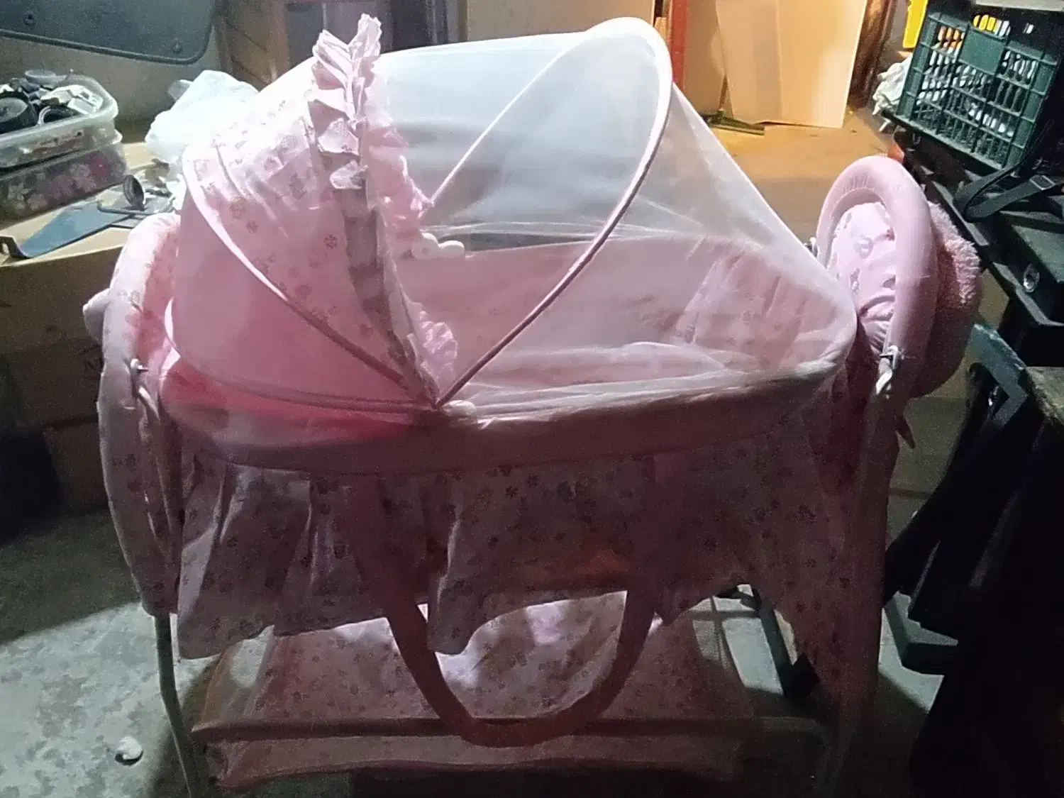 گهواره چرخدار|اسباب و اثاث بچه|کرج, دولت‌آباد|دیوار