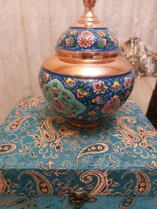 شکلات خوری مسی حک شده اقا جانی|صنایع دستی و سایر لوازم تزئینی|تهران, امامت|دیوار