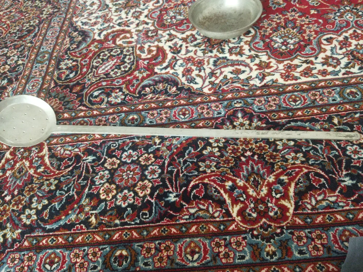 کفگیر و کاسه مس|کلکسیون اشیاء عتیقه|کوهپایه, |دیوار