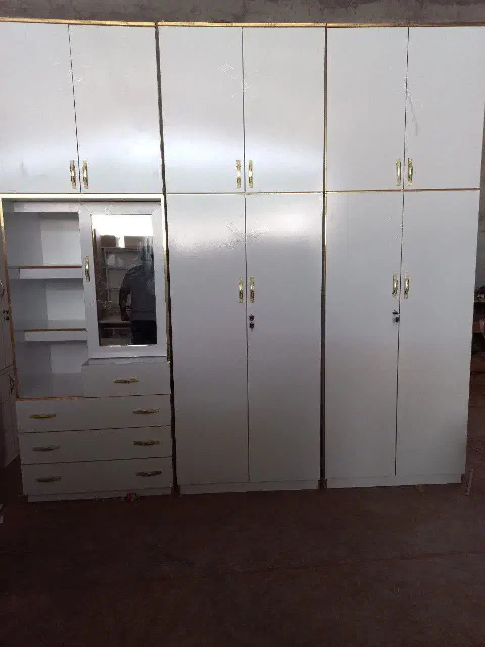 کمد دیواری متحرک (پیش ساخته)|جاکفشی، کمد، دراور|اندیمشک, |دیوار