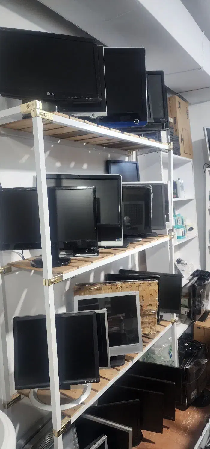 مانیتور. 15 اینچ تا 24 اینچ|قطعات و لوازم جانبی رایانه|کرج, دولتآباد|دیوار