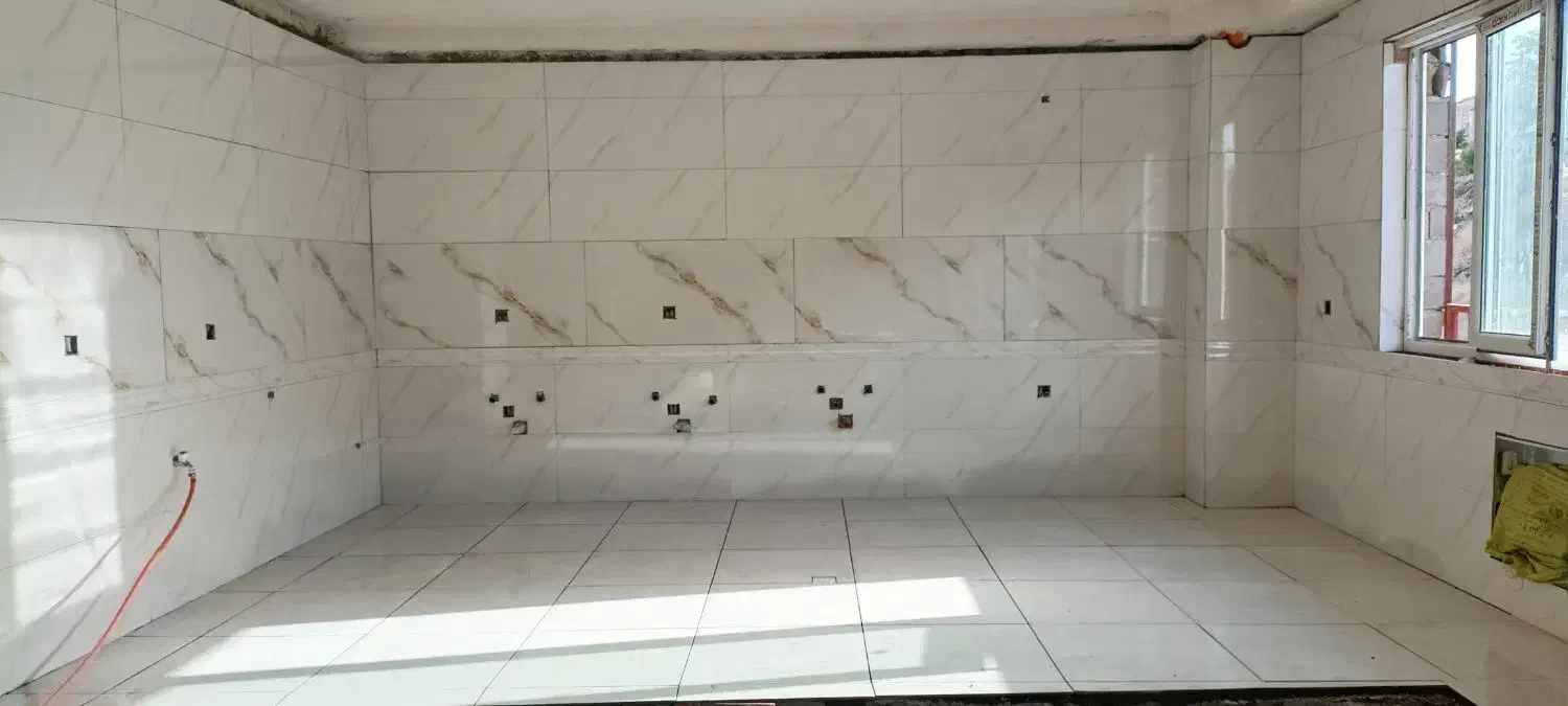 تمامی کارهای گچ کاری و کاشی کاری انجام داده میشود|خدمات پیشه و مهارت|سنندج, |دیوار