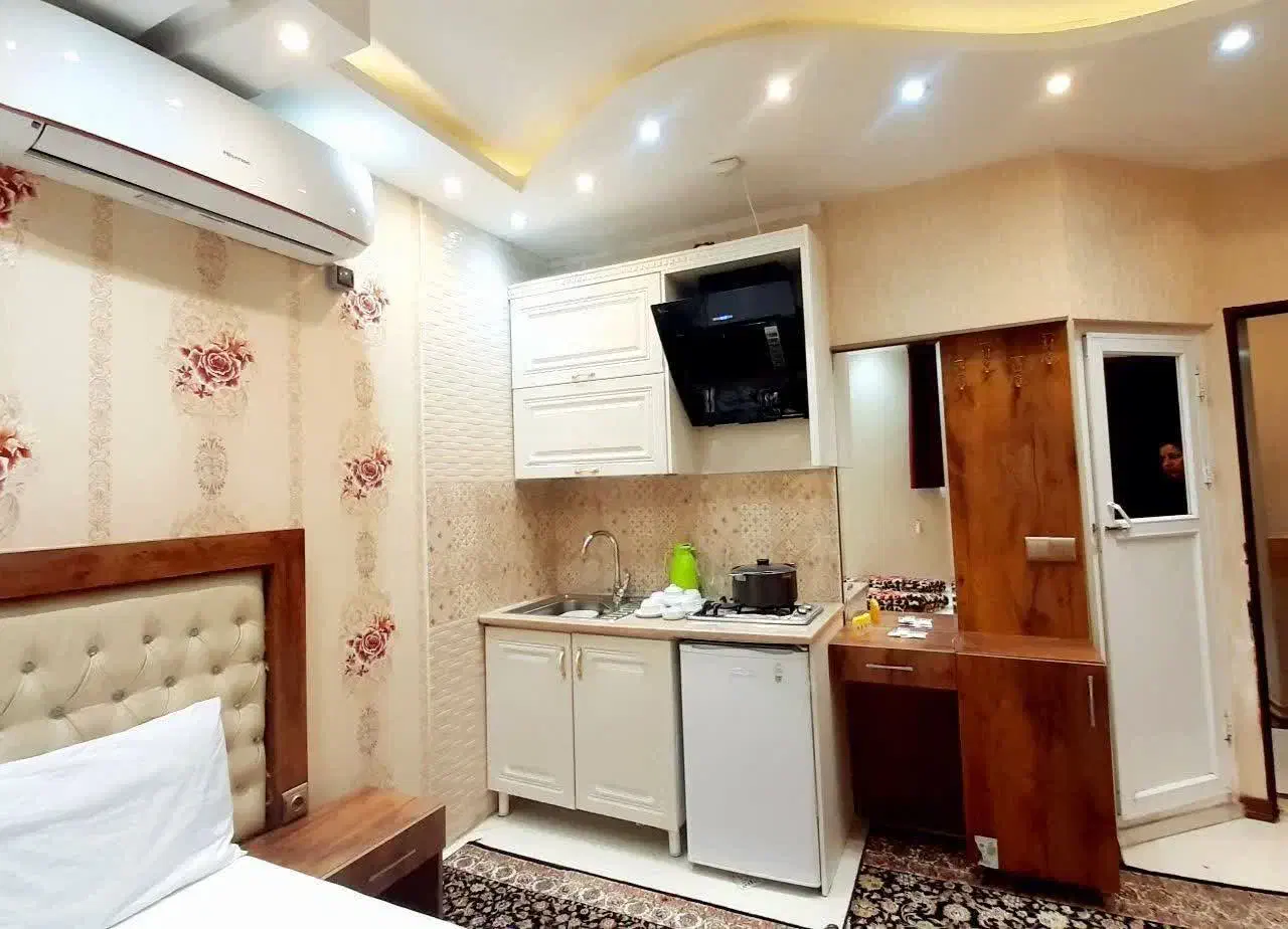 تور مشهد مقدس ویژه آذر ماه|تور و چارتر|قم, هفت تیر|دیوار