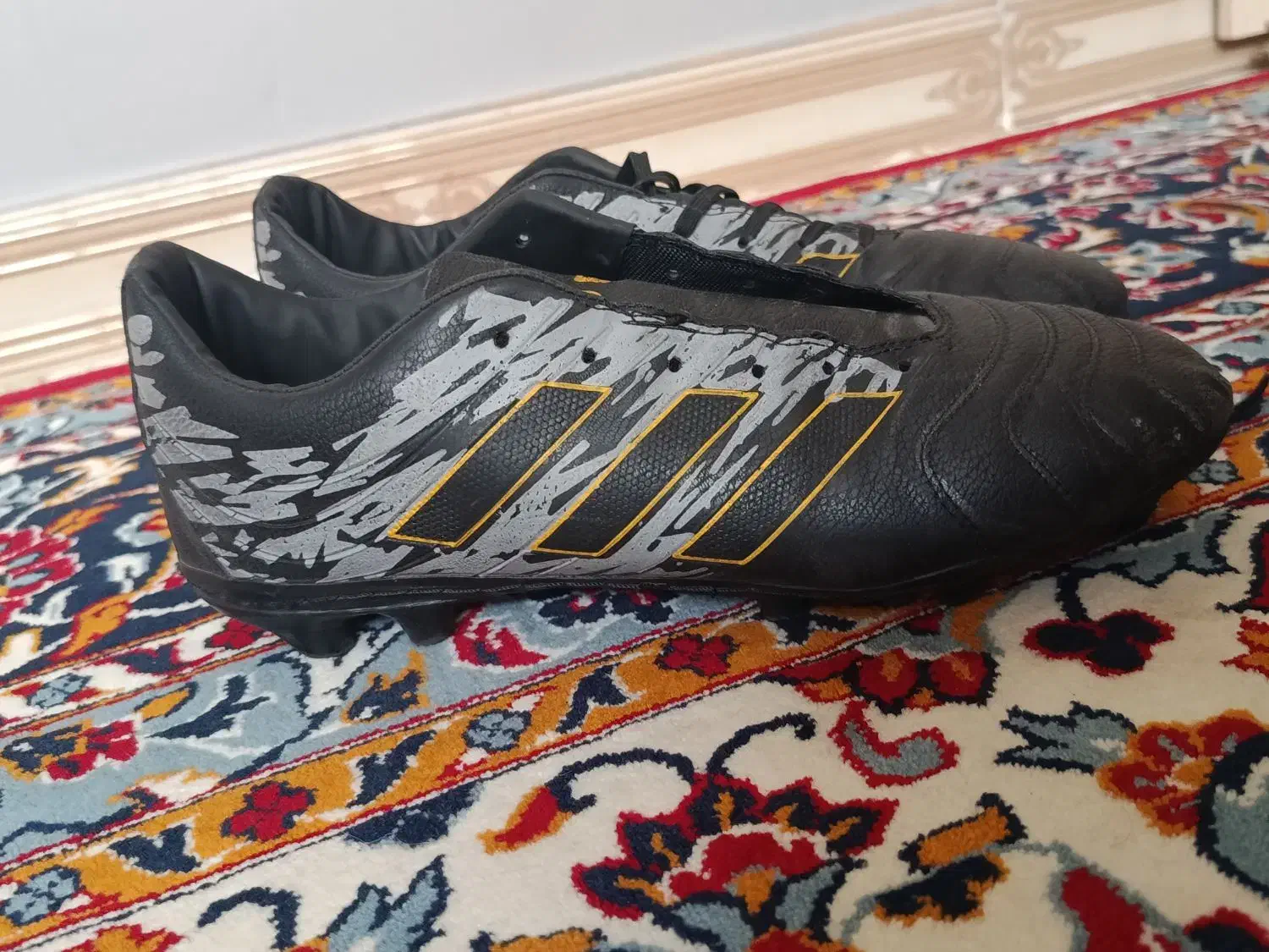 استوک اصل|کیف، کفش، کمربند|اندیشه, اندیشه فاز ۵|دیوار