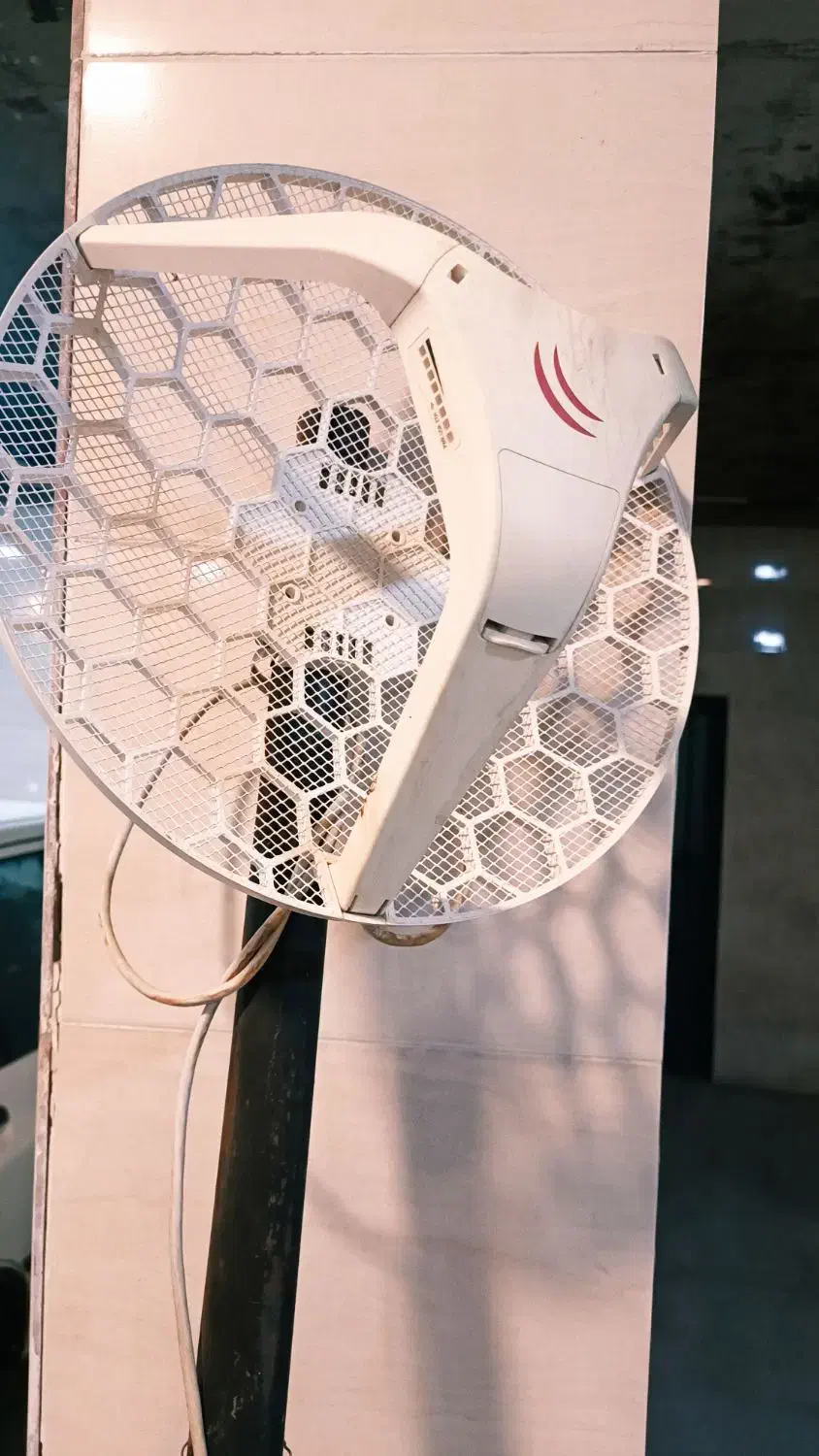 وایرلس میکروتیک + اکسس پوینت تی پی لینک و ...|مودم و تجهیزات شبکه|صدرا-فارس, فاز ۱|دیوار