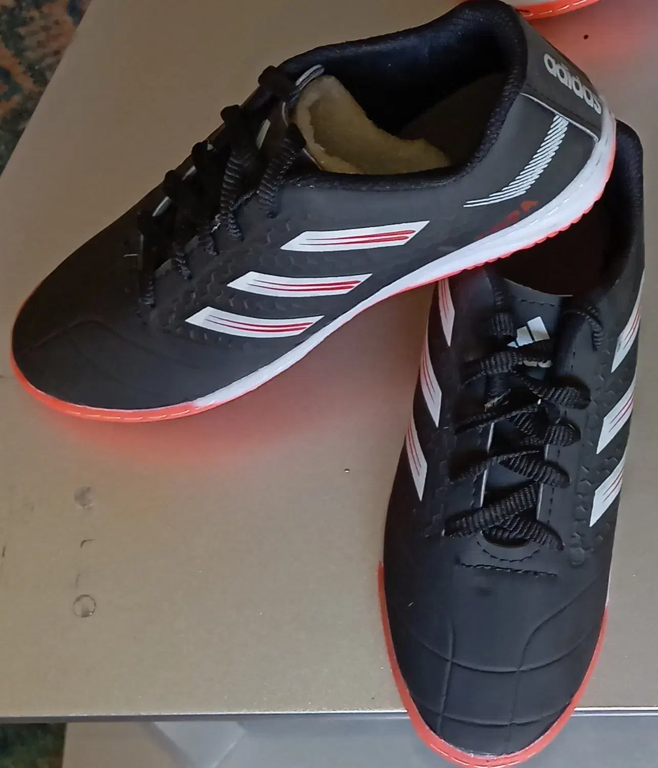 اسپورت سالن|کیف، کفش، کمربند|اصفهان, شاهد|دیوار