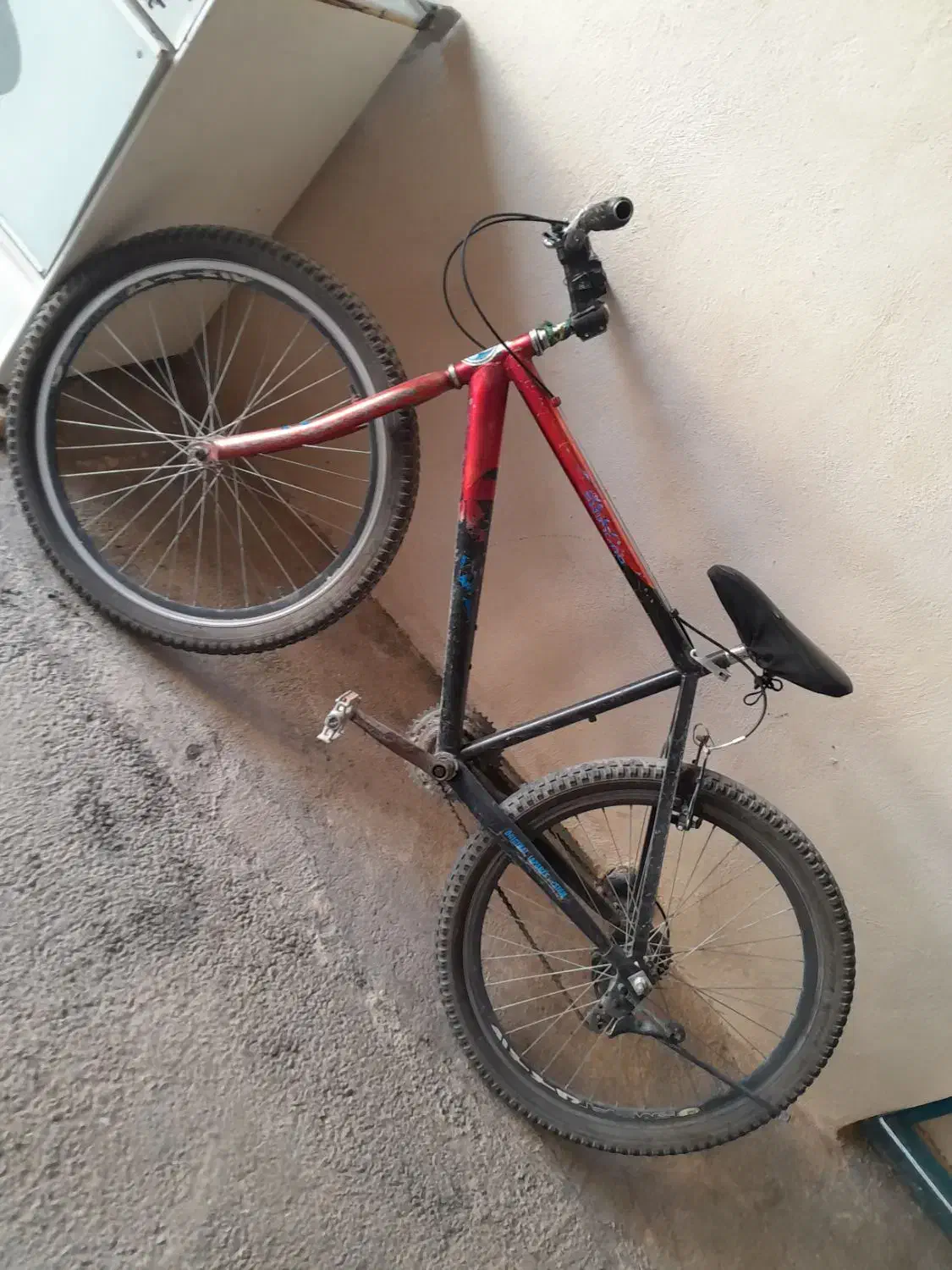 یک عدد دوچرخه ۲۶ سالم همه چی خوب تخفیف داره|دوچرخه، اسکیت، اسکوتر|نهاوند, |دیوار