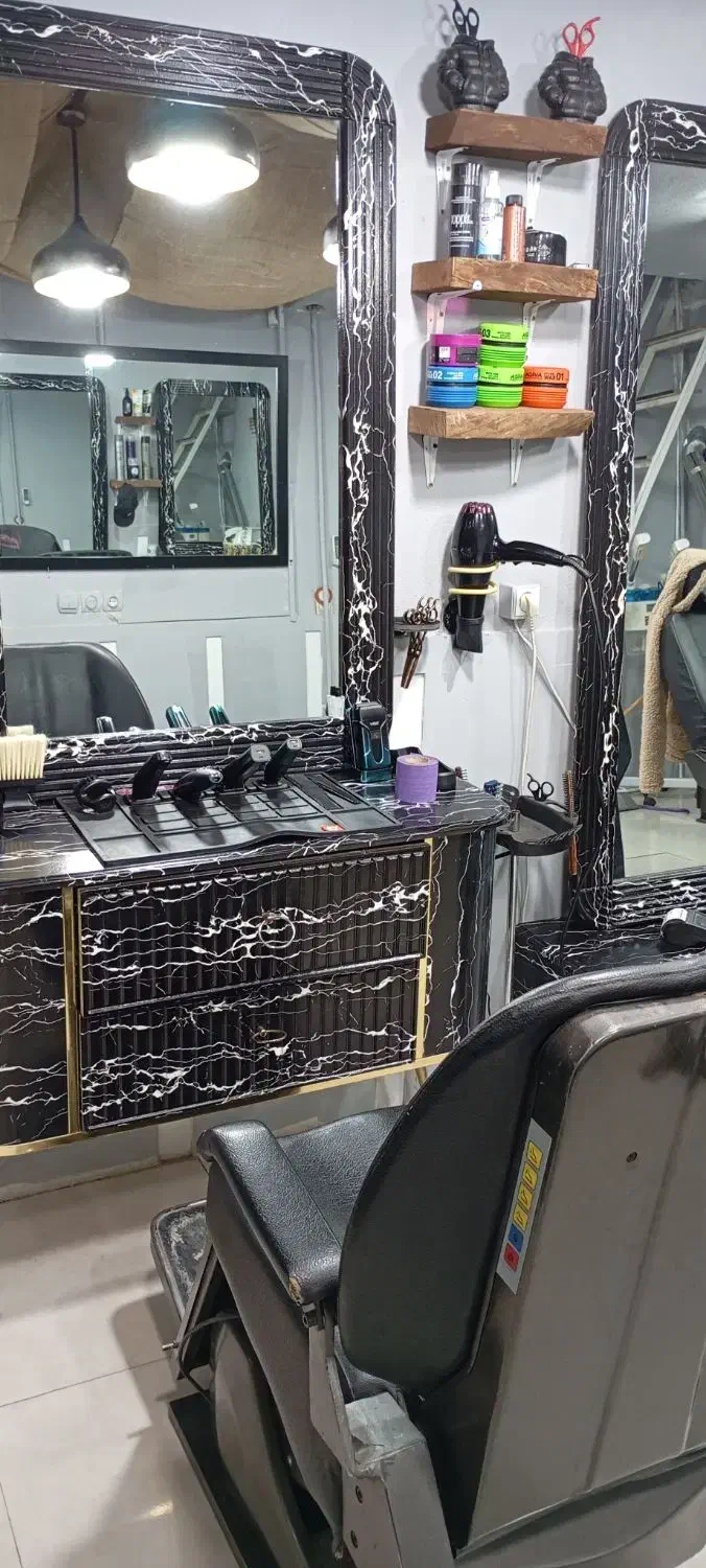 آرایشگاه مردانه|استخدام درمانی، زیبایی، بهداشتی|کرج, حصارک بالا|دیوار