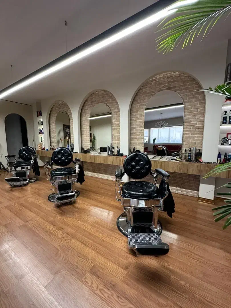 آرایشگری و اجاره صندلی|استخدام درمانی، زیبایی، بهداشتی|ری, فیروزآبادی|دیوار