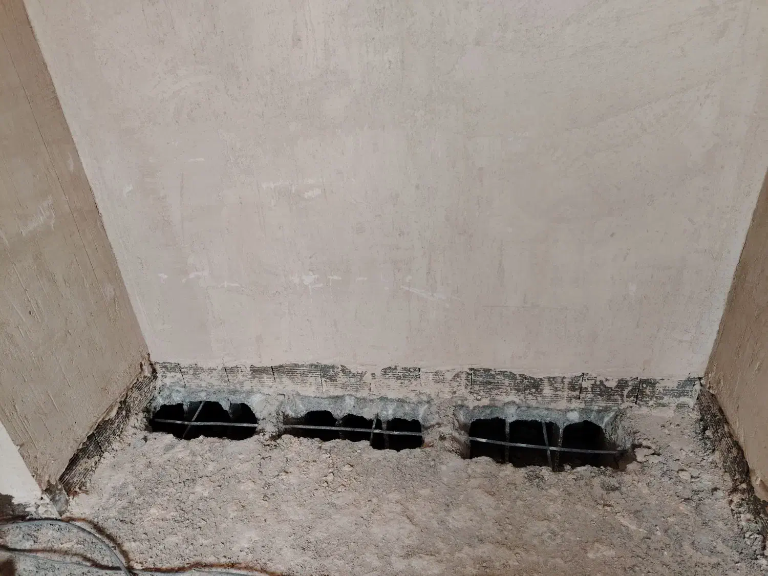 اجرای کاشت میلگرد بولت شیارزنی تخریب کاری|خدمات پیشه و مهارت|اصفهان, میرعماد|دیوار