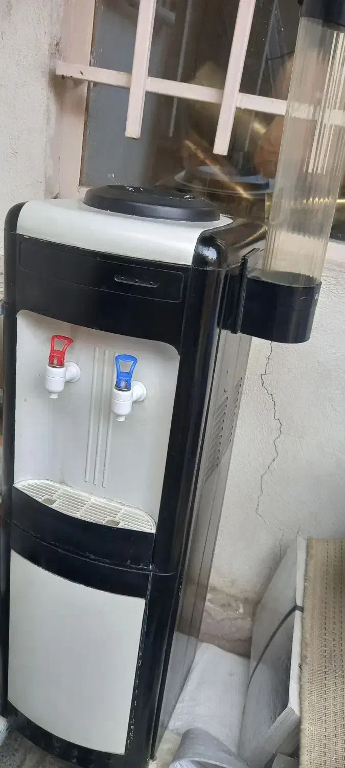 آبسرد کن و گرم|آب‌سردکن و تصفیه آب|نسیم‌شهر, |دیوار