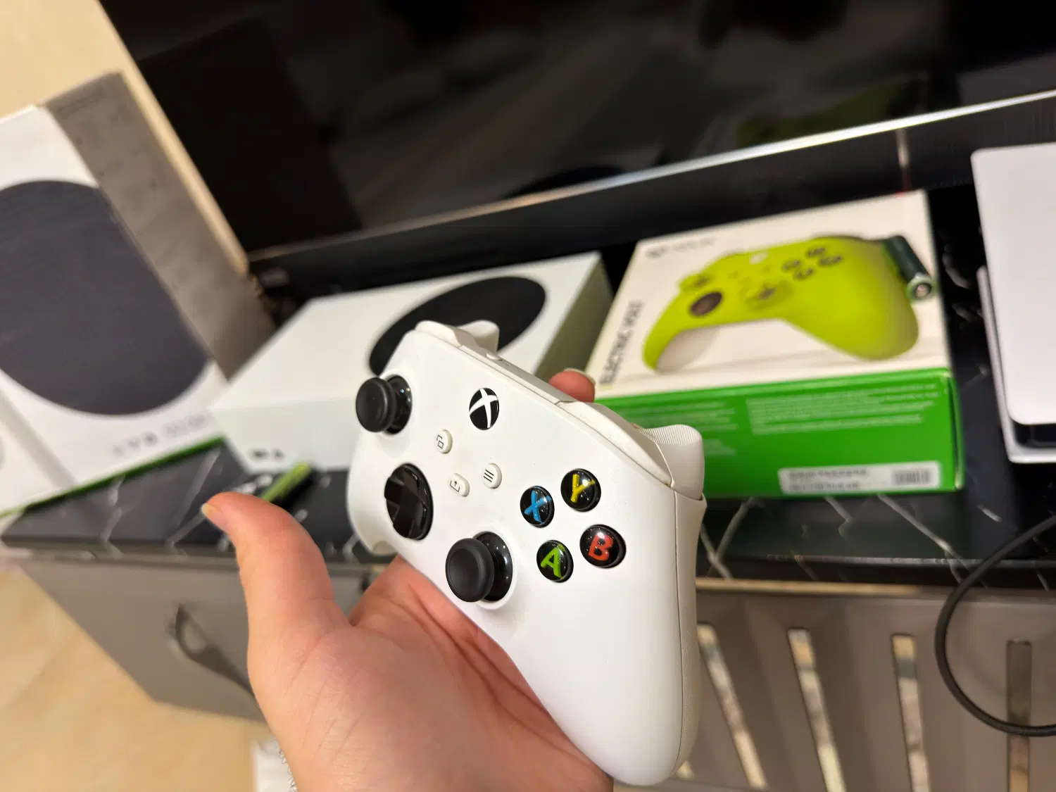 Xbox series s|کنسول، بازی ویدئویی و آنلاین|شیراز, فرهنگ شهر|دیوار