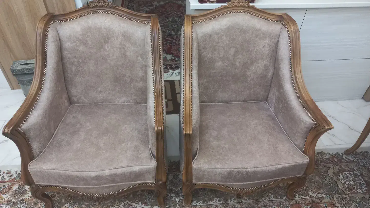 دو عدد مبل تک نفره|مبلمان خانگی و میز عسلی|تبریز, |دیوار