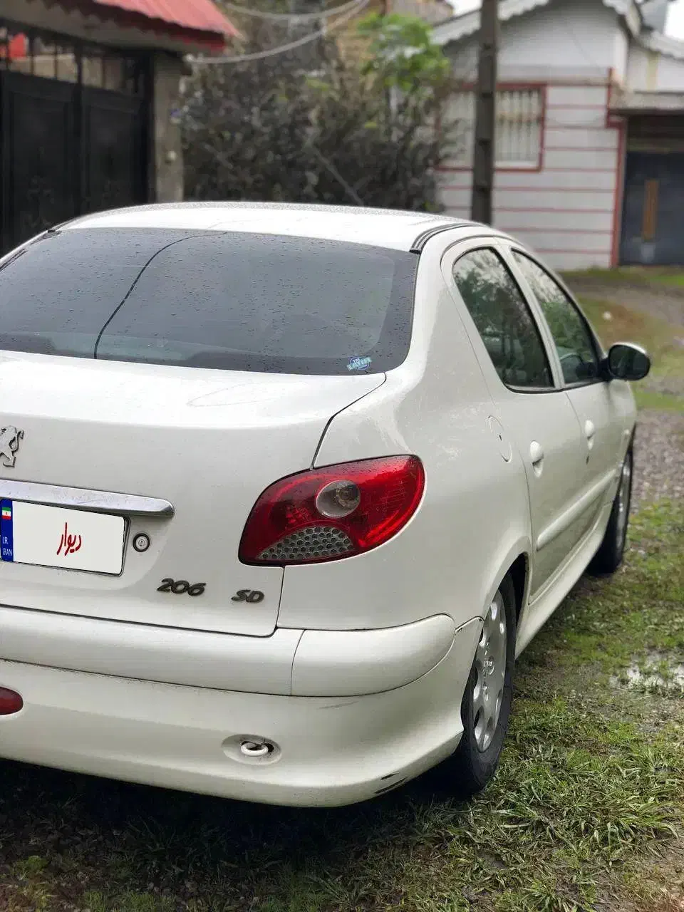 پژو ۲۰۶ اس دی موتور بزرگ وی ۸ شاسی سالم|خودرو سواری و وانت|رشت, فلسطین|دیوار