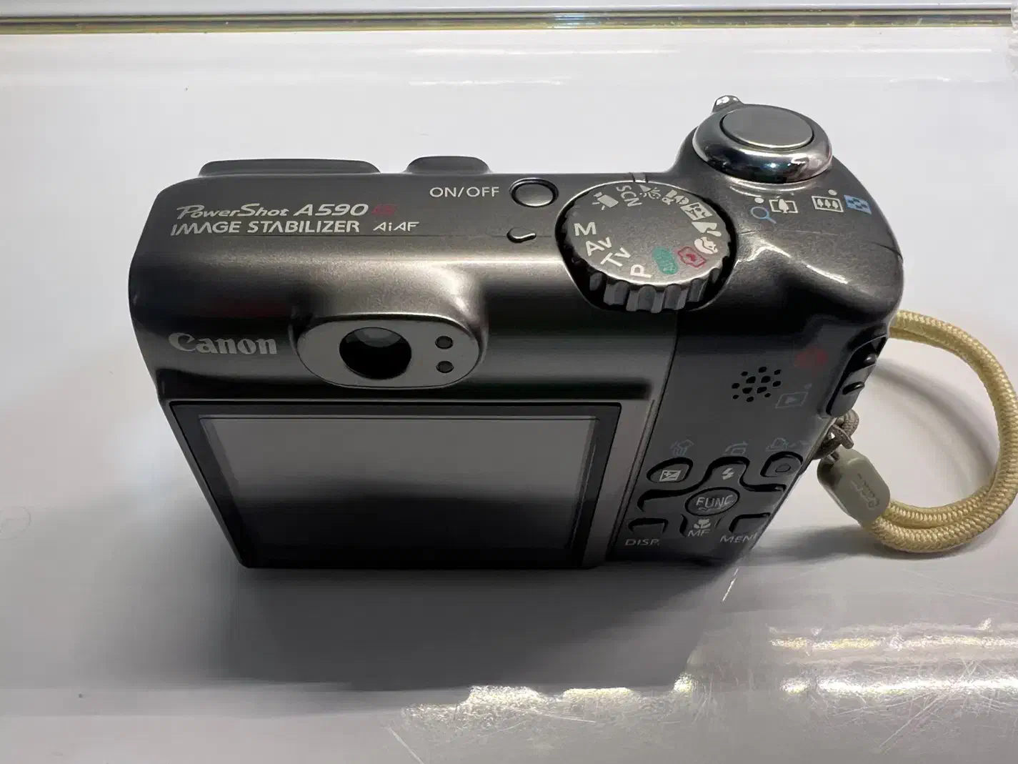 دوربین کنون|دوربین عکاسی و فیلمبرداری|تهران, نیروی هوایی (پیروزی)|دیوار