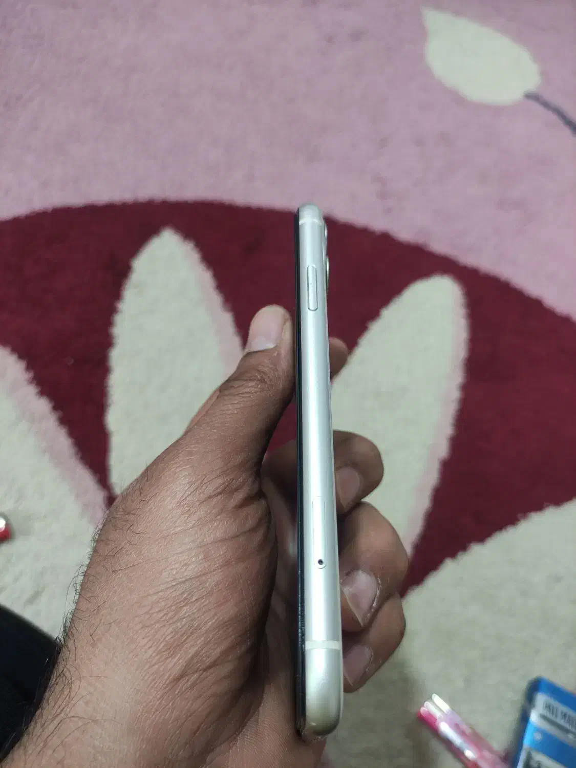 آیفون ۱۱نرمال دوسیمch|موبایل|اصفهان, برازنده|دیوار