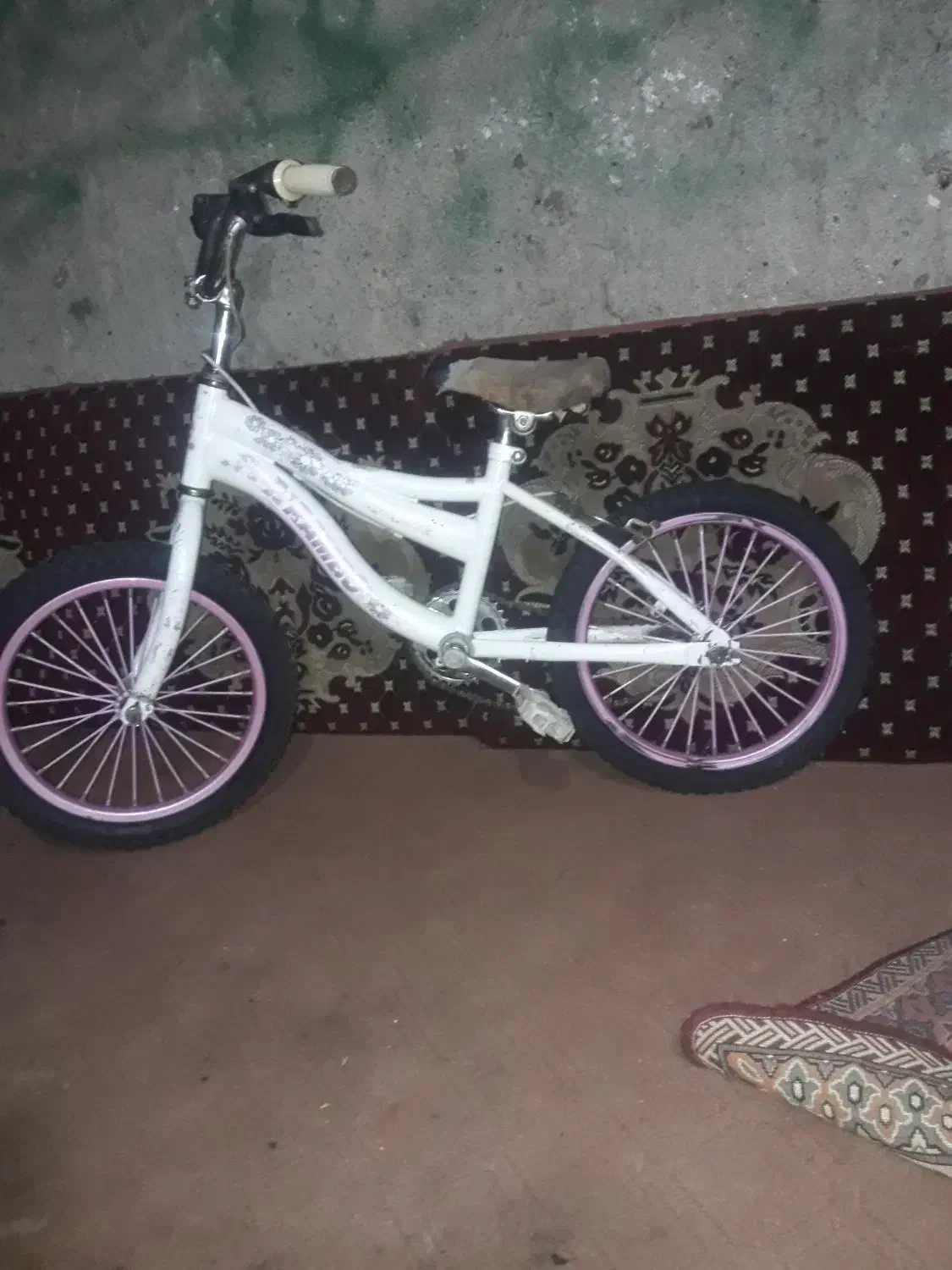 دوچرخه ۱۶سالم در حد نو رنگ صورتی|دوچرخه، اسکیت، اسکوتر|گرگان, |دیوار