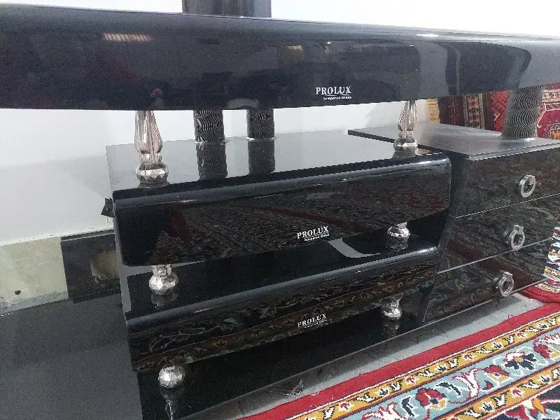 میز تلوزیون|میز تلویزیون|تربت جام, نظامی|دیوار