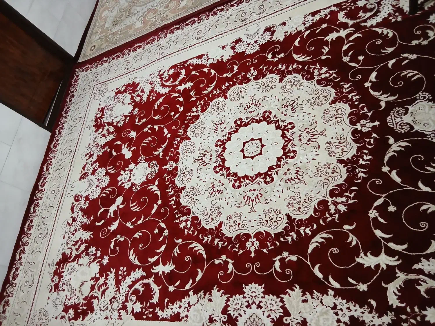 فرش 12متری و 9متری به همراه 2جفت پشتی|فرش|بهارستان, |دیوار