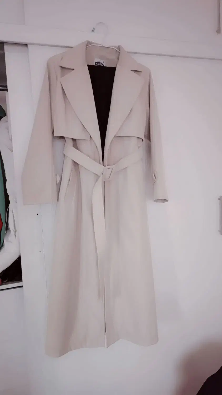 بارونی|لباس|تهران, نیروی دریایی|دیوار