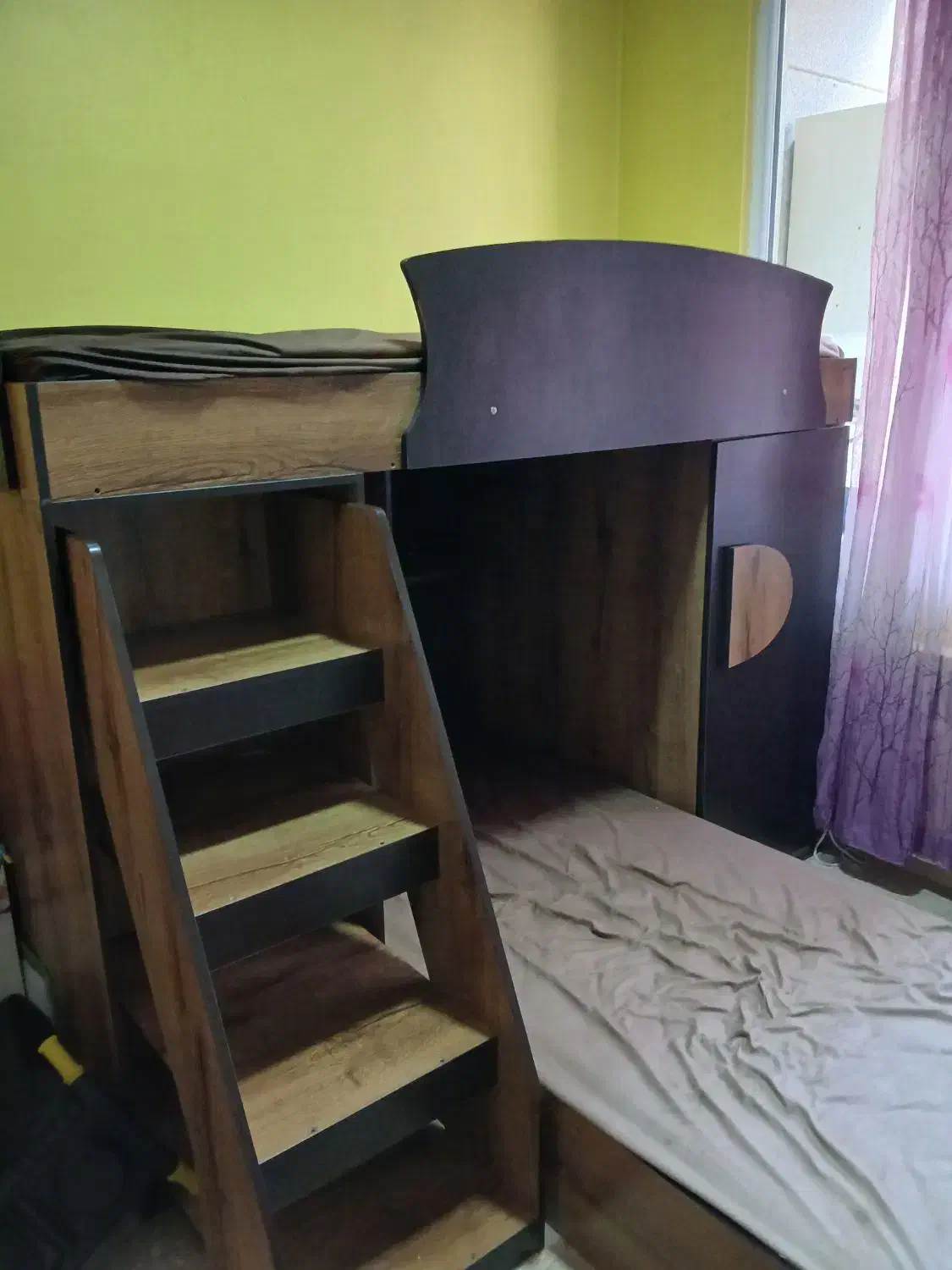 سرویس خواب همراه میز تحریر و کمد|تخت و سرویس خواب|تهران, باغ فیض|دیوار