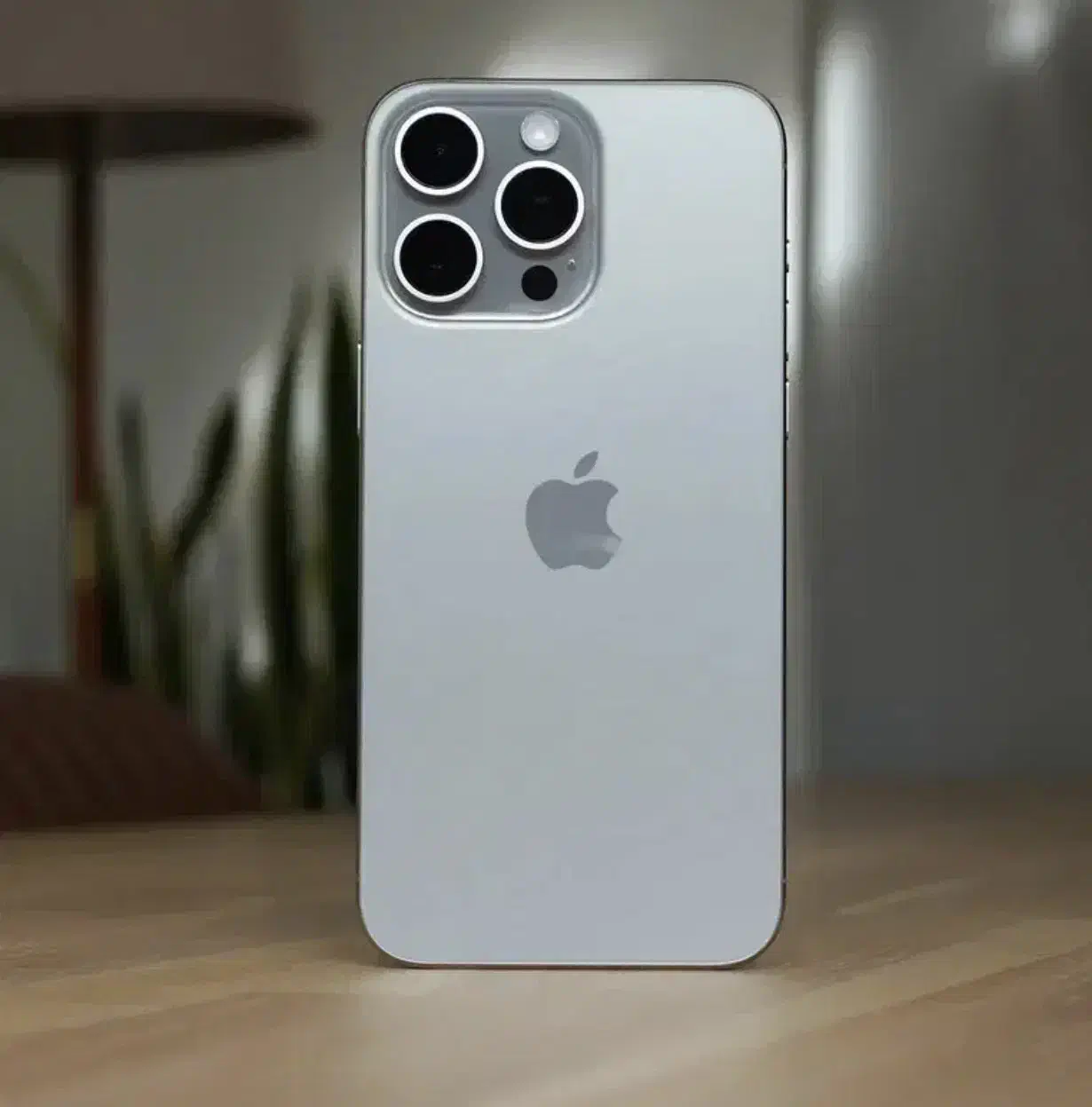 آیفون ۱۵ پرو مکس ۵۱۲ گیگ|موبایل|همدان, |دیوار