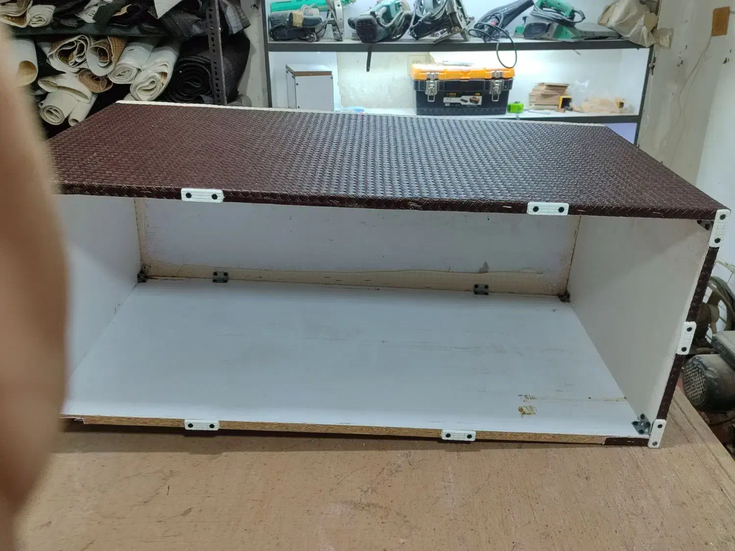 نشیمن یک متری|صندلی و نیمکت|زاهدان, |دیوار