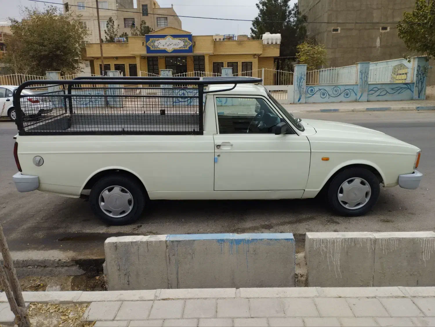 پیکان وانت|خودرو سواری و وانت|رباطکریم, رباطکریم|دیوار