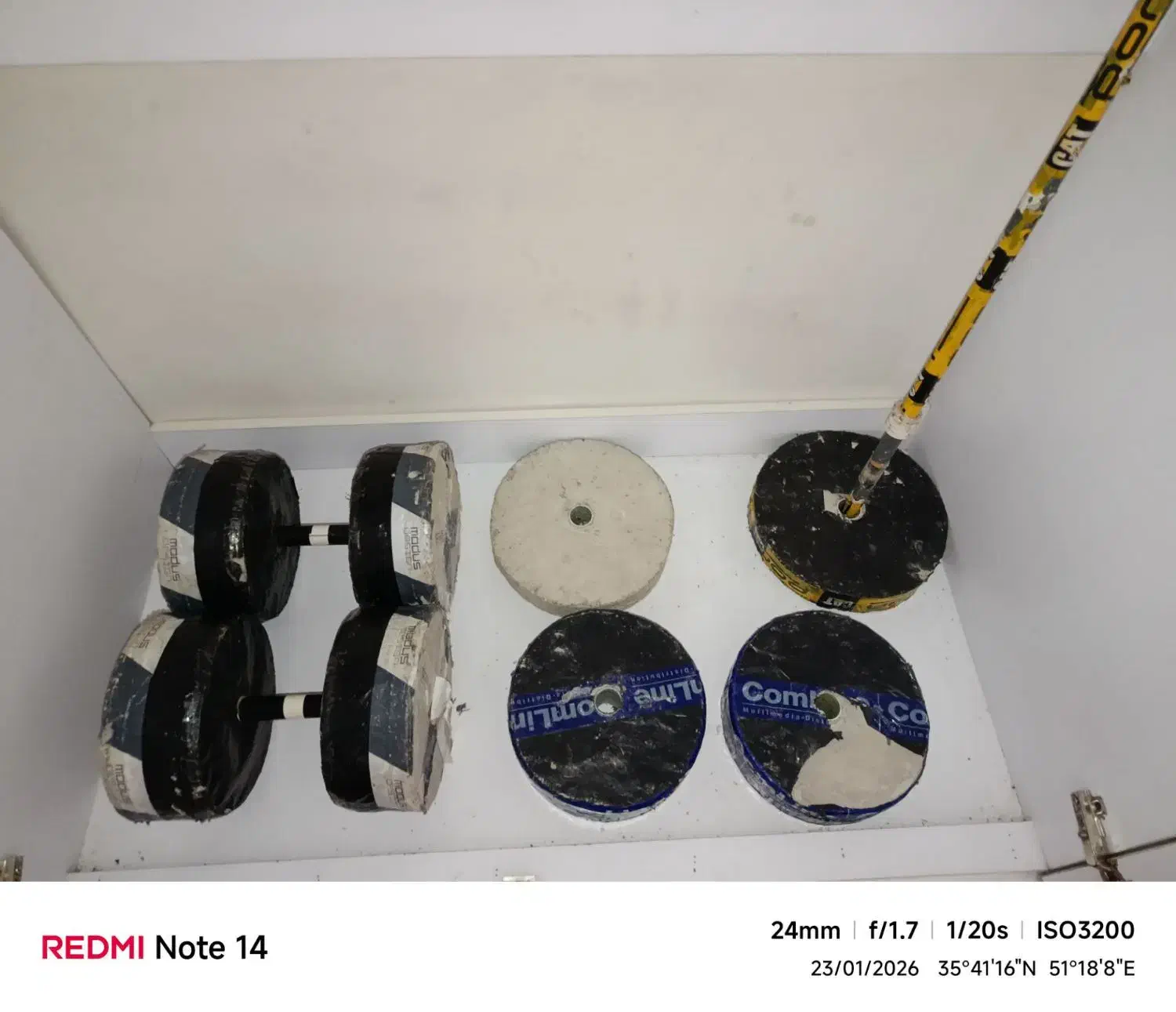 دمبل ۱۵کیلویی با سنگ و هالتر|تجهیزات ورزشی|تهران, شهرک رضویه|دیوار