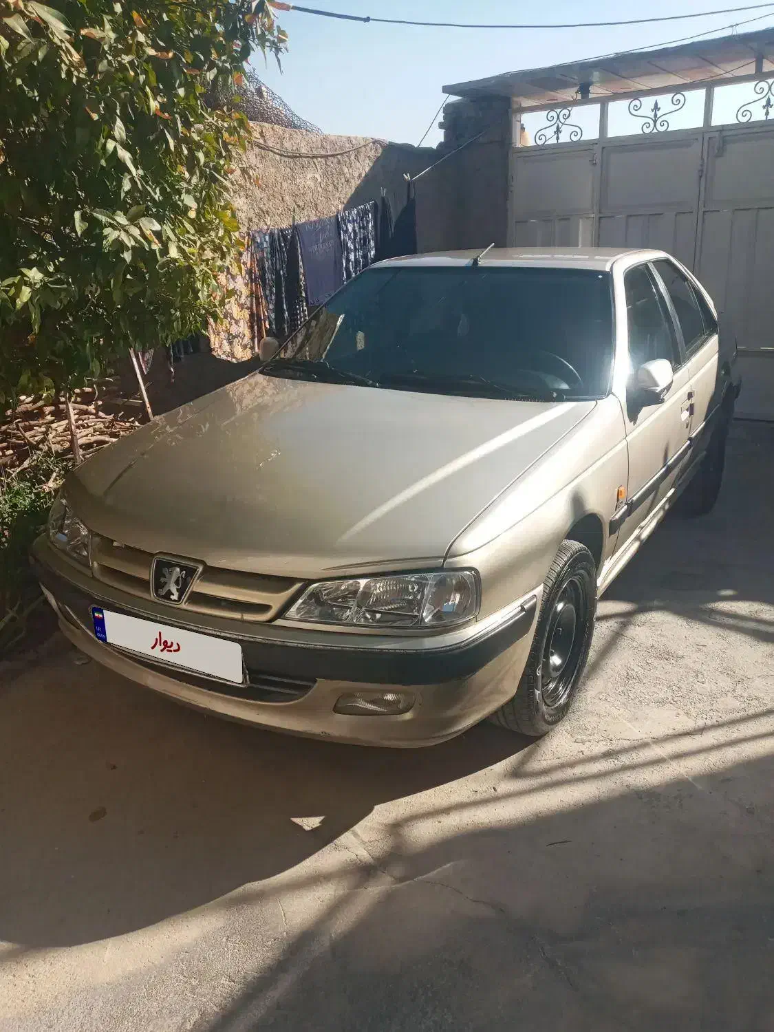 پارس بژ بدون رنگ شاسی پلمپ فقط یه درب استوک|خودرو سواری و وانت|ایذه, |دیوار