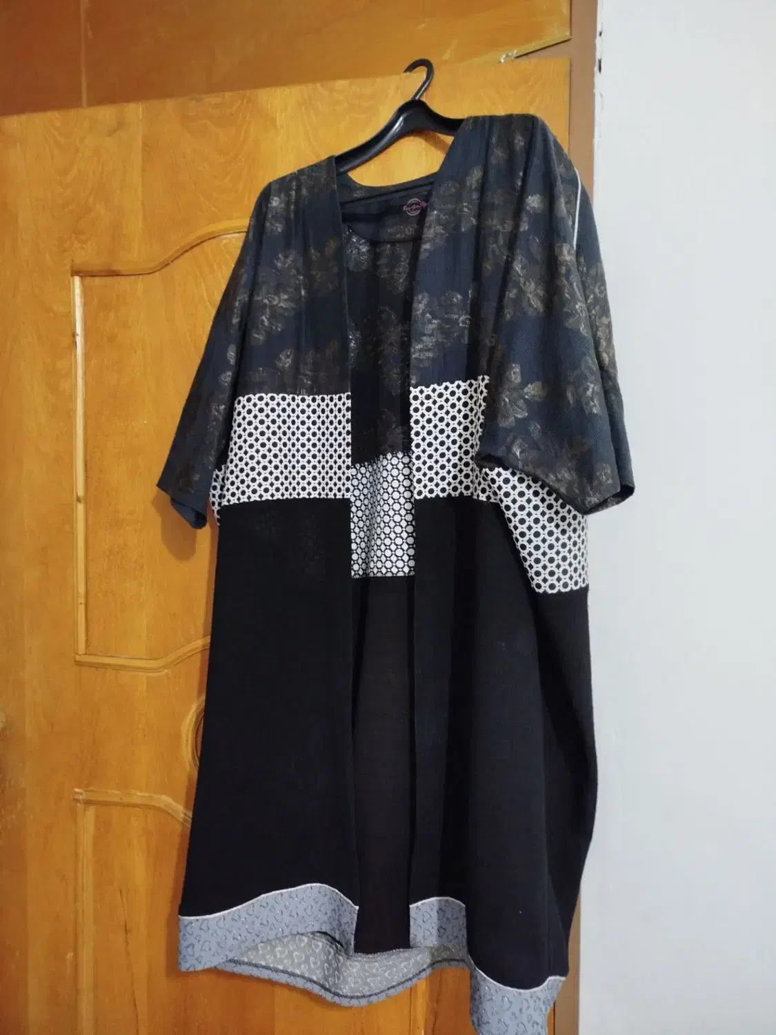 تعدادی پالتو و مانتو|لباس|کرمانشاه, |دیوار