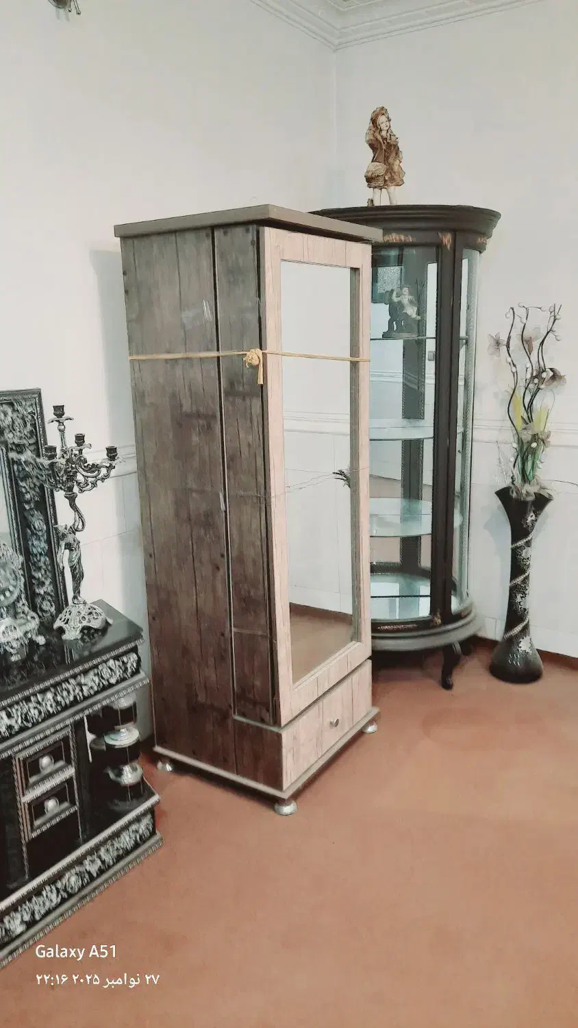 ویترین|بوفه، ویترین، کنسول|اصفهان, کوی میلاد|دیوار