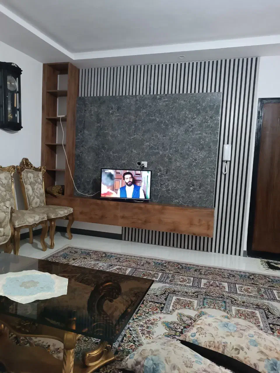 تلویزیون هیوندای ۳۲ کرهای اصلی|تلویزیون و پروژکتور|مشهد, سپاد|دیوار