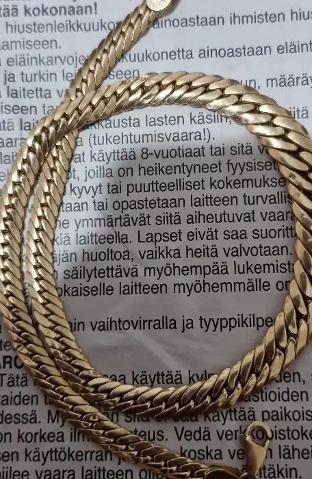 گردنبند|جواهرات|دوگنبدان, |دیوار