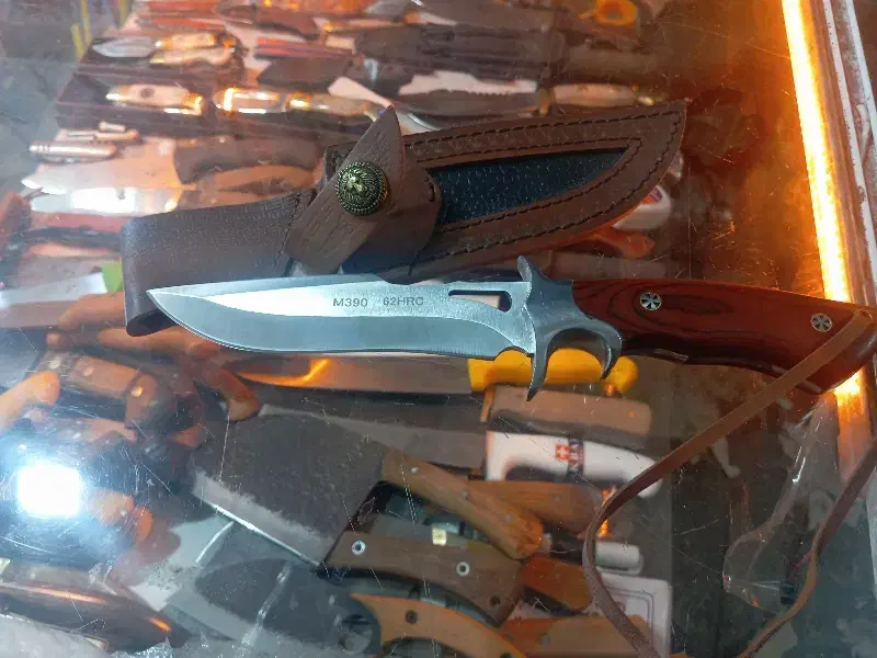 چاقو شکاری کمپینگی وارداتی تیزترین و مقاوم ترین|کوهنوردی و کمپینگ|نسیم‌شهر, |دیوار