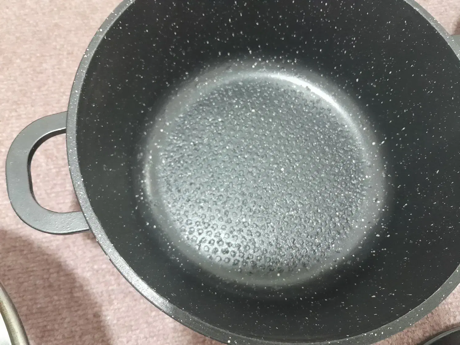 قابلمه دسینی|ظروف پخت‌وپز|ایلام, |دیوار