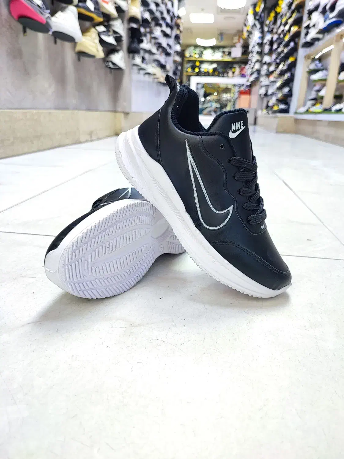 نایک ورزشی سابمیت سایز ۳۷ تا۴۴ ضدآب|کیف، کفش، کمربند|سنندج, |دیوار