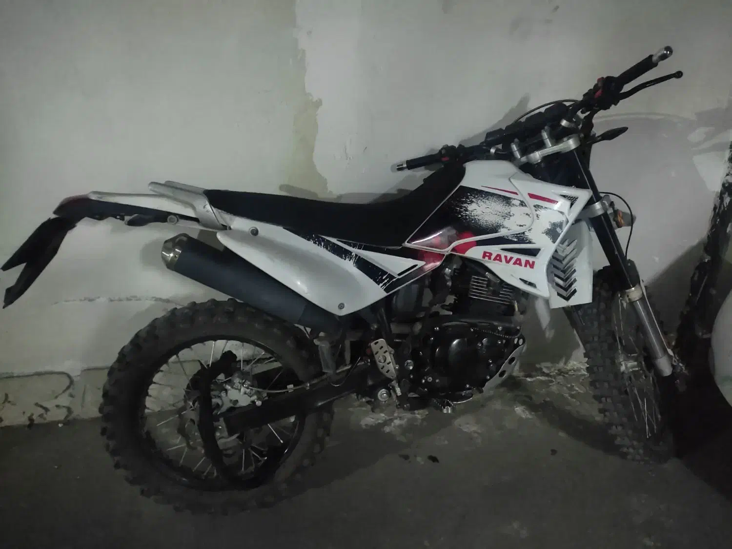 روان 200مدل1401|موتورسیکلت|مشهد, سید رضی|دیوار