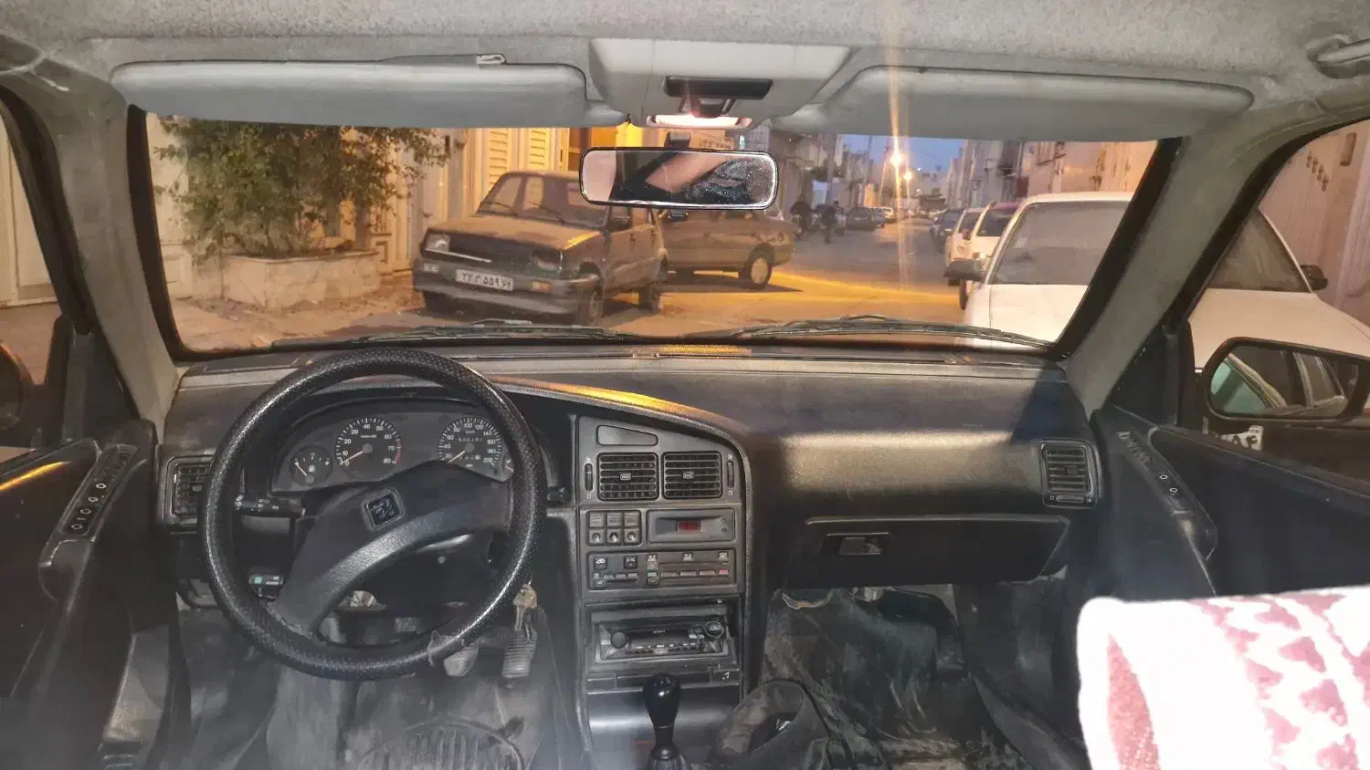 ۴۰۵ مدل ۸۳ مشکی|خودرو سواری و وانت|یزد, |دیوار